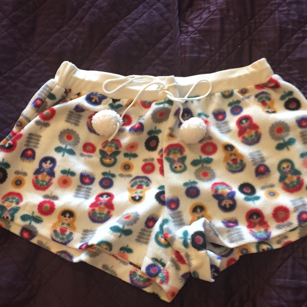 comfy white shorts